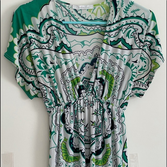 Charlotte Russe empire waist v-neck print top - Picture 3 of 6